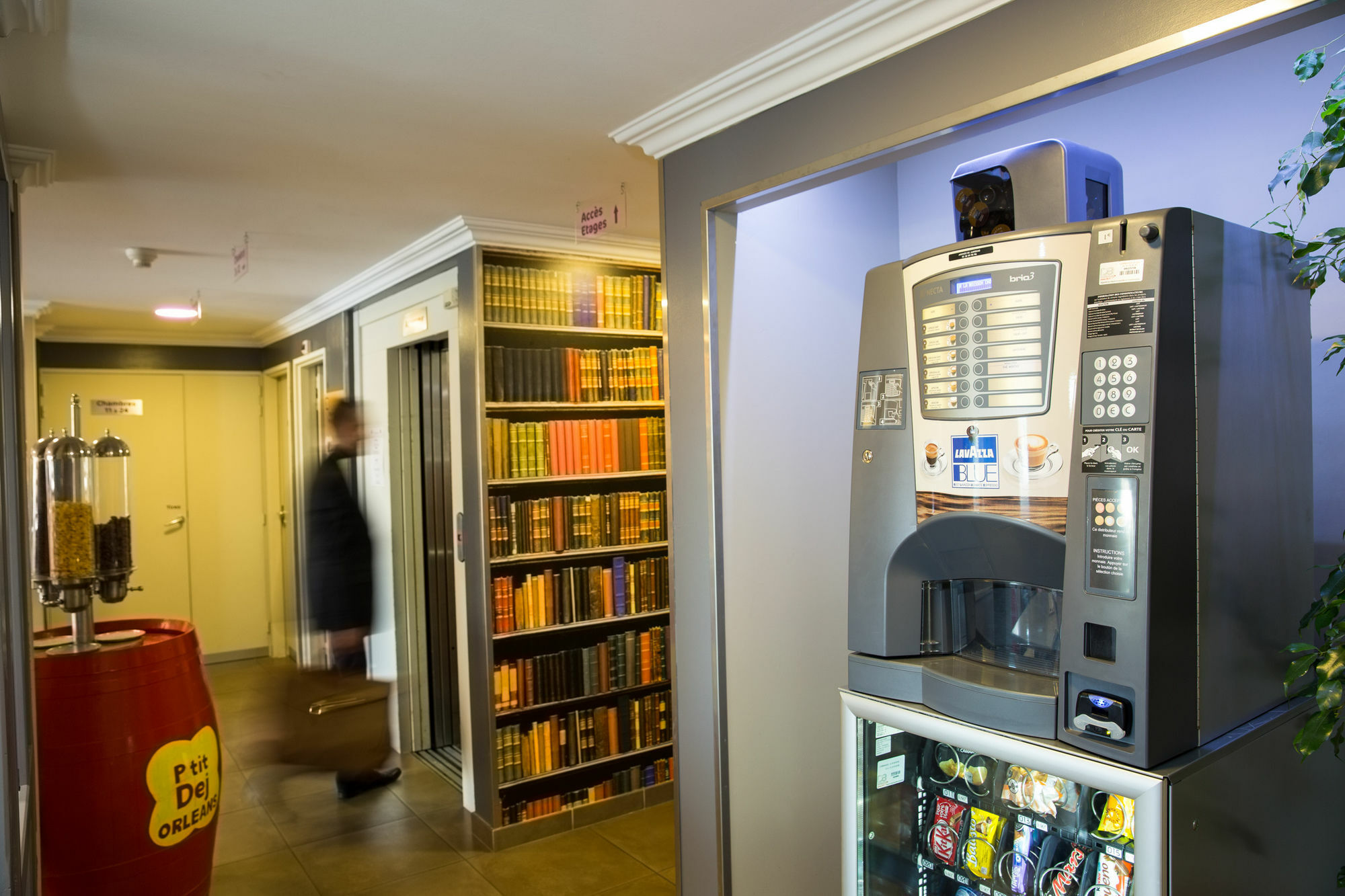 Kyriad Direct Orleans - La Chapelle St Mesmin Exterior photo
