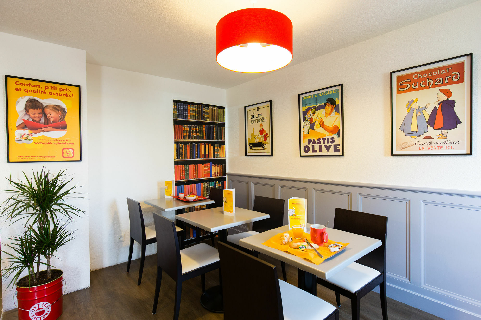 Kyriad Direct Orleans - La Chapelle St Mesmin Exterior photo